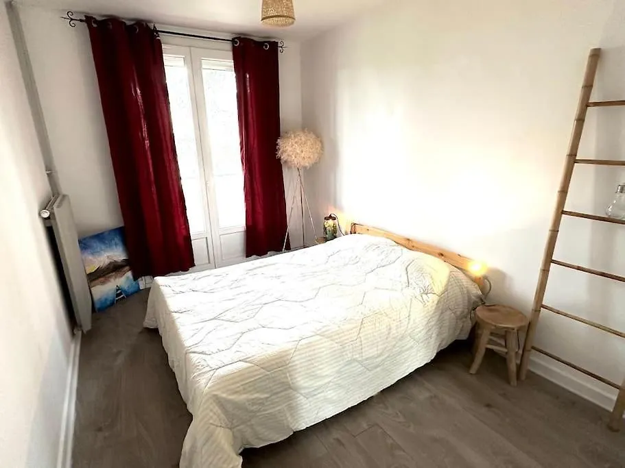 Superbe, 3 Chambres, Au Calme, Parkings Decines-Charpieu