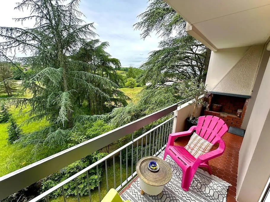 Apartment Superbe, 3 Chambres, Au Calme, Parkings Decines-Charpieu